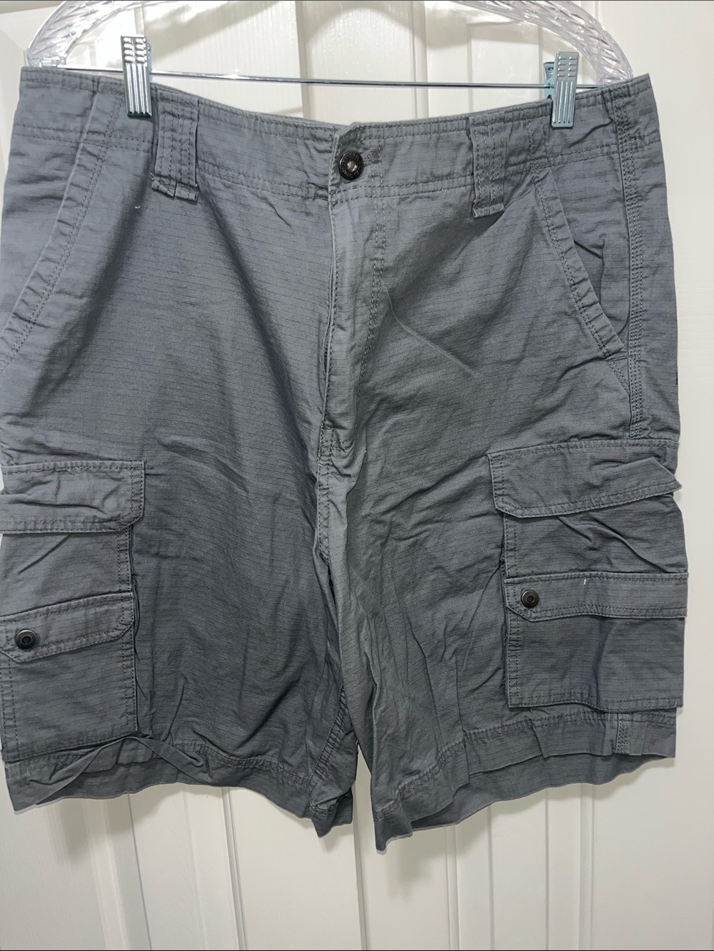 Faded Glory Gray Men's Cargo Shorts with Multiple Pockets